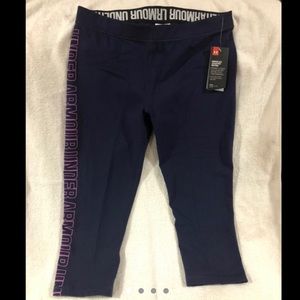 Under Armour cotton capri’s